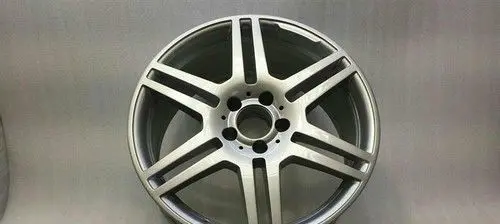 Mercedes-Benz E W212 R18 alloy rim A2074011402