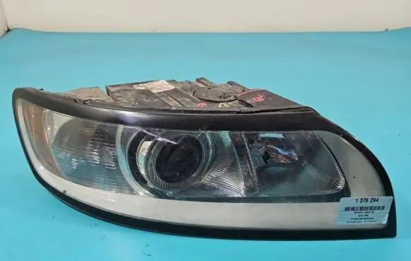 Volvo V50 Headlight/headlamp 30763034 IMPRK1376294