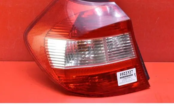 BMW 1 E81 E87 Rear/tail lights 6924501