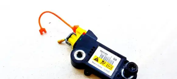 Chevrolet Captiva Airbag deployment crash/impact sensor 303502332B 96631484