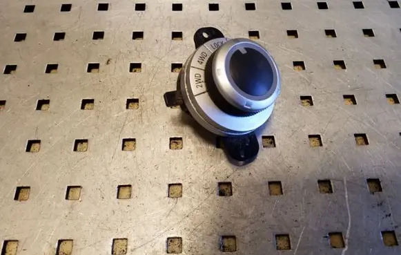 Peugeot 4007 Differential lock switch 