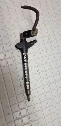 Toyota Verso Fuel injector 2367026071