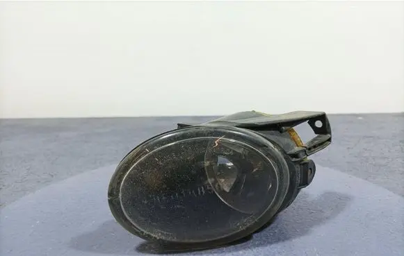 Volkswagen PASSAT B6 Front fog light 271293-00LI