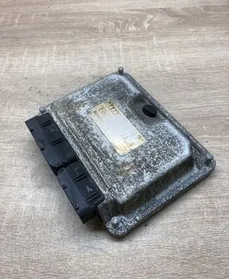 Audi A4 S4 B5 8D Engine control unit/module ECU 038906019FP