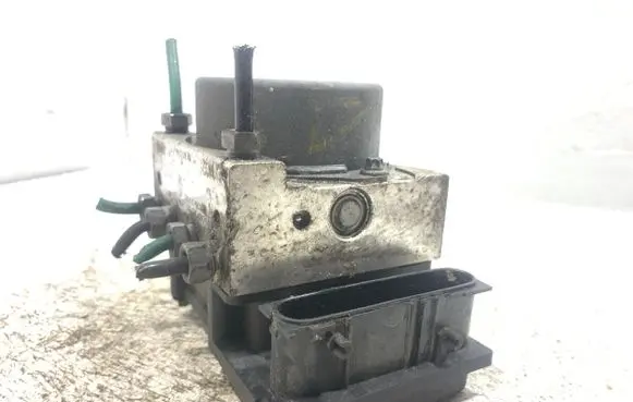 Renault Megane II ABS Pump 8200737985