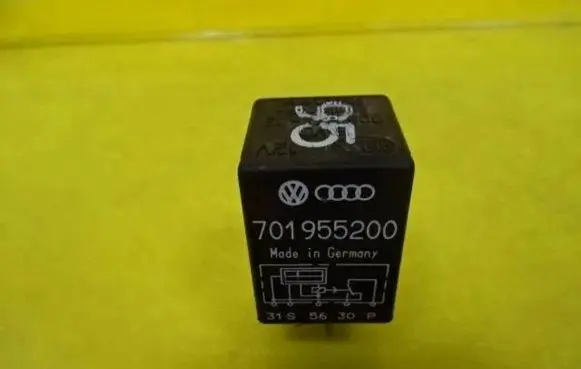 Volkswagen Transporter - Caravelle T4 Other relay 701955200 31S5630P 5WD005674-03