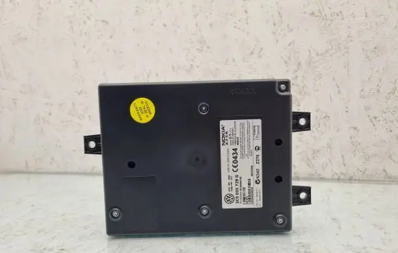 Volkswagen PASSAT B6 Bluetooth control unit module 3C0035729G
