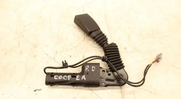 Mini Cooper Countryman R60 Front seatbelt buckle 2709208
