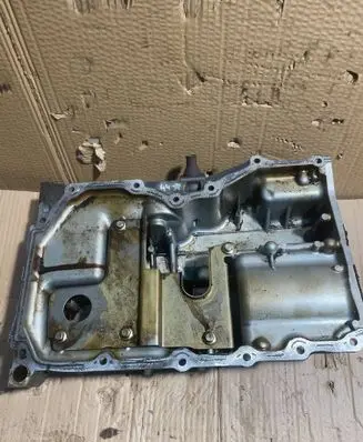 Volvo V50 Oil sump 6m2g6675