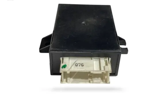 BMW 7 E38 Steering rack control module 8352494 61358352494