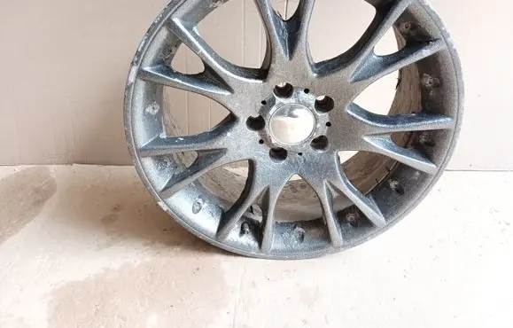 Volvo XC90 R17 alloy rim 