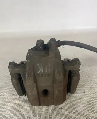 Toyota Prius (XW20) Front brake caliper