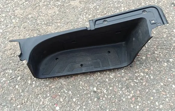 Mercedes-Benz Sprinter W907 W910 Front sill trim cover A9106864000 9106864000