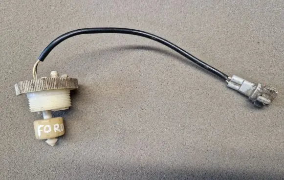 Ford Ranger Fuel filter housing 