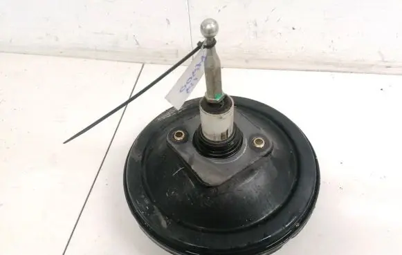 Audi A4 S4 B5 8D Brake booster 8D0612105A M49E