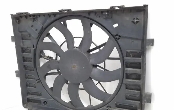 Porsche Cayenne (92A) Radiator cooling fan shroud 7P0121207A A03414112 809236171