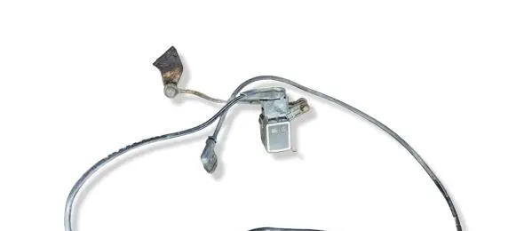 Mercedes-Benz E W211 Air suspension front height level sensor A0105427717