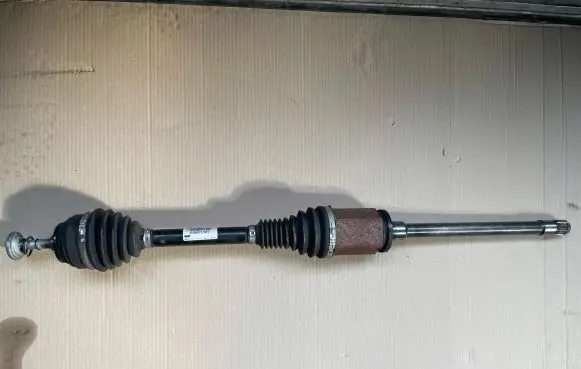 BMW 7 G11 G12 Front driveshaft 8687378