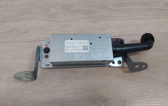 Toyota C-HR I Trunk lid opening control unit 88051-28060