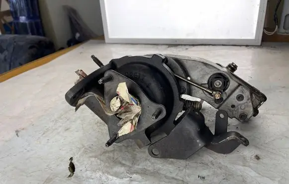 Jaguar XJ X351 Turbo AX2Q6K682 AX2Q6K682CA 6NW009550