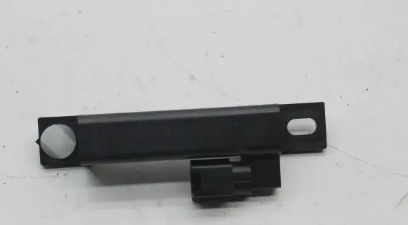 Nissan Note (E12) Aerial antenna amplifier