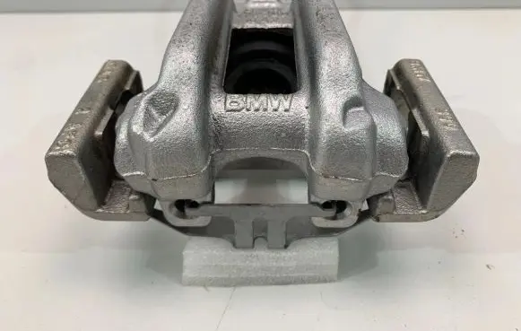 BMW 1 F20 F21 Rear brake caliper 6850857