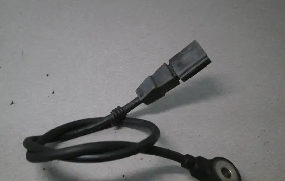 Detonation knock sensor