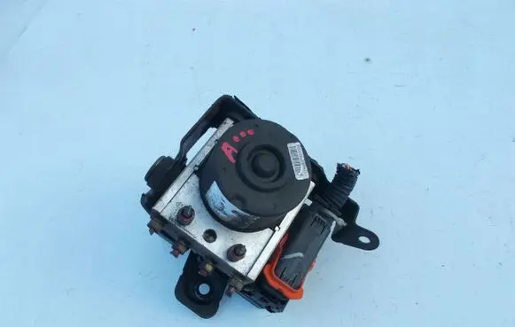 Suzuki Swift I ABS Pump