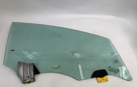 Mercedes-Benz EQE v295 Front door window glass four-door 43R010485