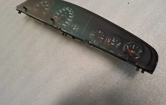Audi 100 S4 C4 Speedometer (instrument cluster) 4A1919033DD