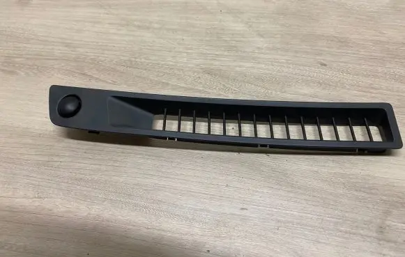 Dashboard air vent grill cover trim