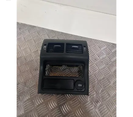 Jaguar XE Rear air vent grill 