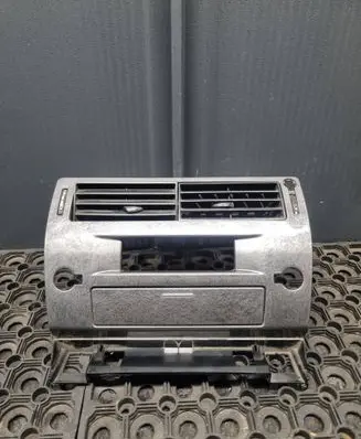 Dash center air vent grill
