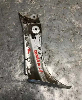Skoda Octavia Mk3 (5E) Fender mounting bracket 5E0821141