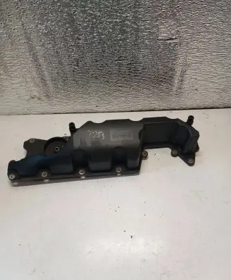 Volvo XC60 Rocker cam cover 6G9N6M293AF