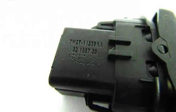 Ford Kuga I Electric window control switch 7M5T14529AA