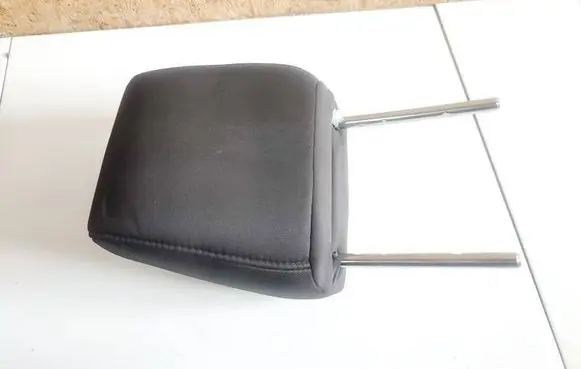 Ford Fiesta Front seat headrest 