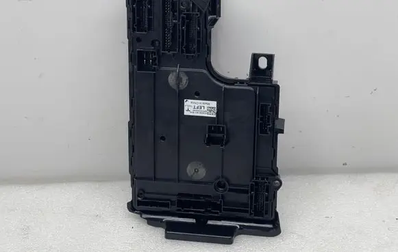 Tesla Model Y Central body control module 149785000D 149784739D T22322A01425