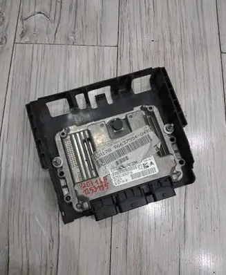 Peugeot 207 Engine control unit/module ECU 9663755480 0281013868
