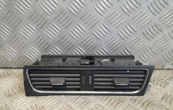 Audi A5 8T 8F Dash center air vent grill 8T2820951B