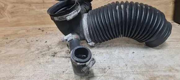 Volvo 850 Air intake hose/pipe 3507474