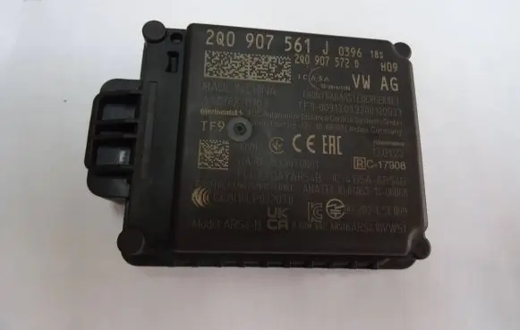 Volkswagen Tiguan Distronic sensor radar 2Q0907561J