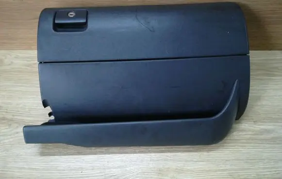 Audi A3 S3 8L Glove box 8L1857095