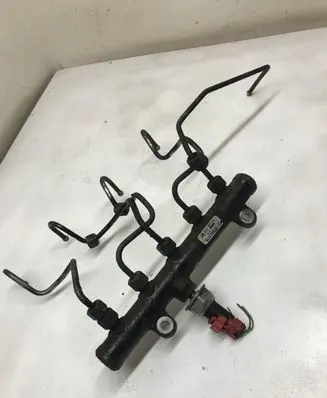 Ford Focus C-MAX Fuel main line pipe