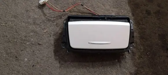 BMW 3 E90 E91 Ashtray (front) 51167078571