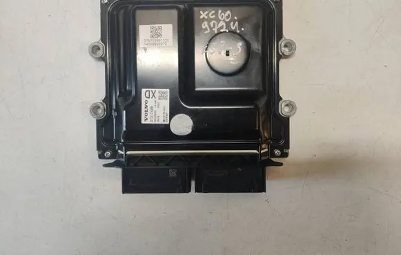 Volvo XC60 Engine control unit/module 31312486