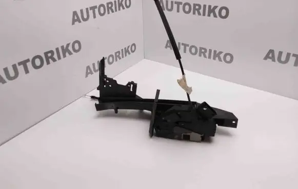 Ford C-MAX II Coupe door lock (next to the handle) AM51U219A65DK