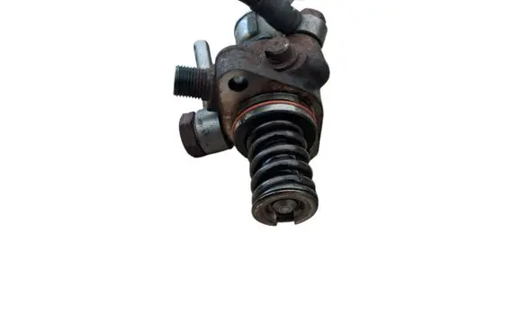 Opel Astra K Fuel injection high pressure pump 55513149 2990900011