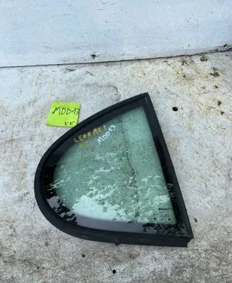 Seat Leon (1M) Rear door window glass 43R00048