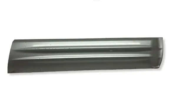 Mitsubishi Pajero Front door trim (molding) MR47857
